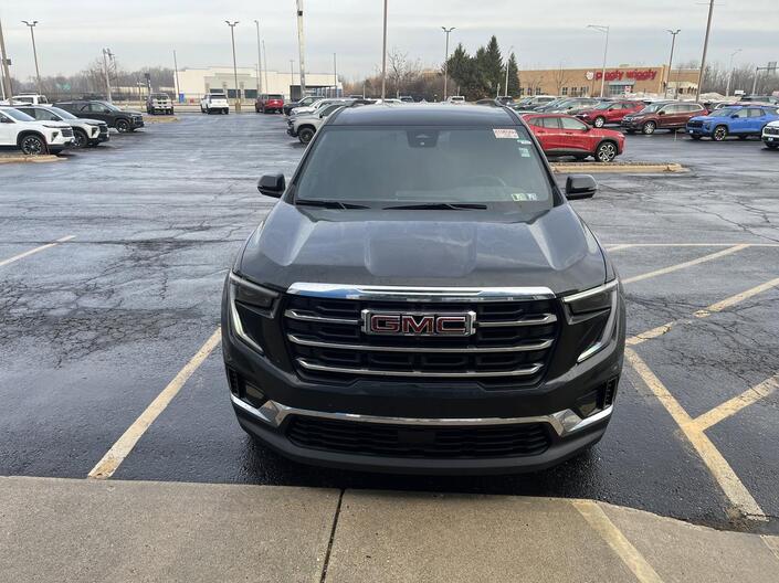 2025 GMC Acadia Elevation AWD w/AdaptiveCruise HeatedSeats HeatedSteeringWheel 8-WayPwrDrvrSeat Milwaukee WI